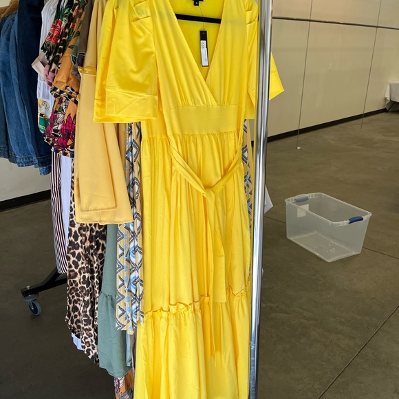 💗 Mock Wrap Dress - Picture 7 of 7